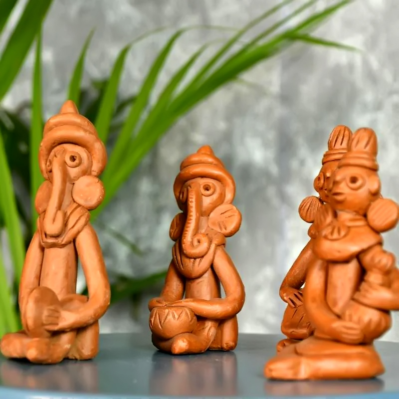 HANDMADE TRIBAL FIGURINE SET SHOWPIECES